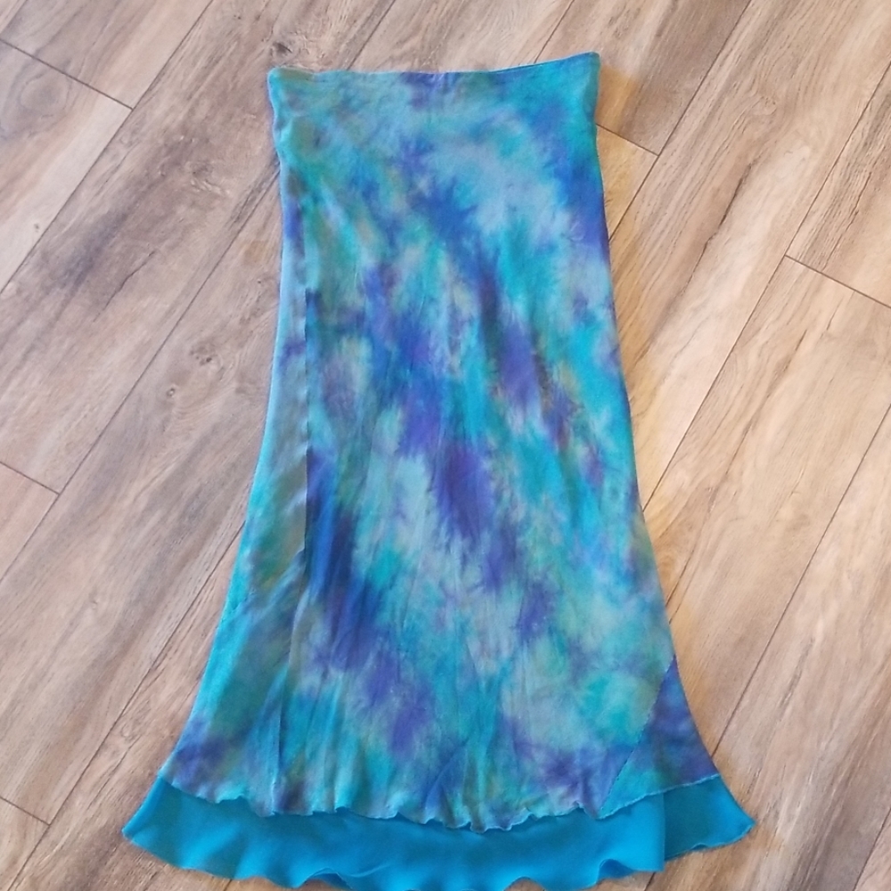 Karen Kane 100% silk maxi skirt